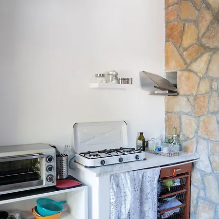 Dan - In Monopoli 3*